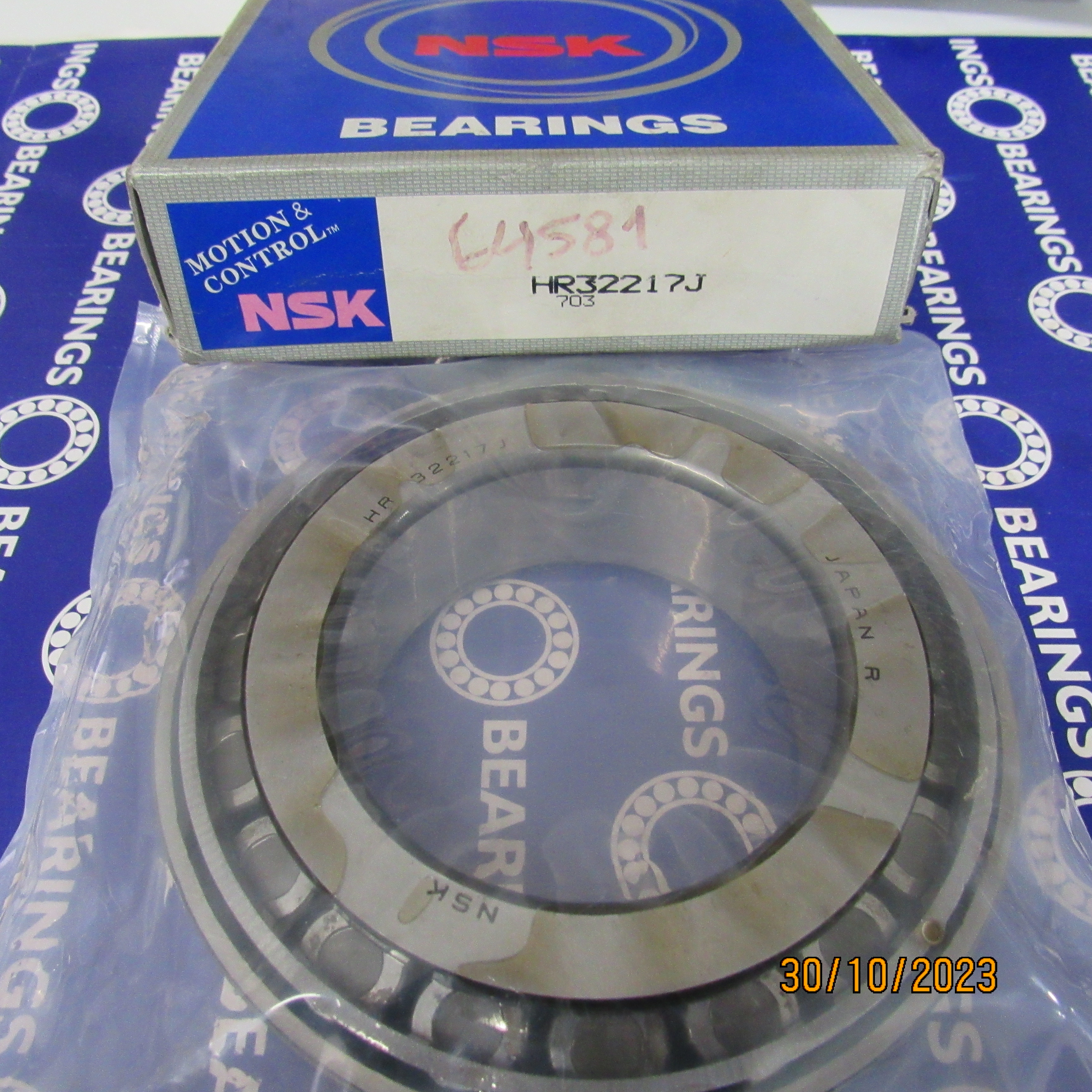 32217J NSK ROLAMENTO INDUSTRIAL ROLOS CONICOS 85X150X38,5(MM) — imagem 2