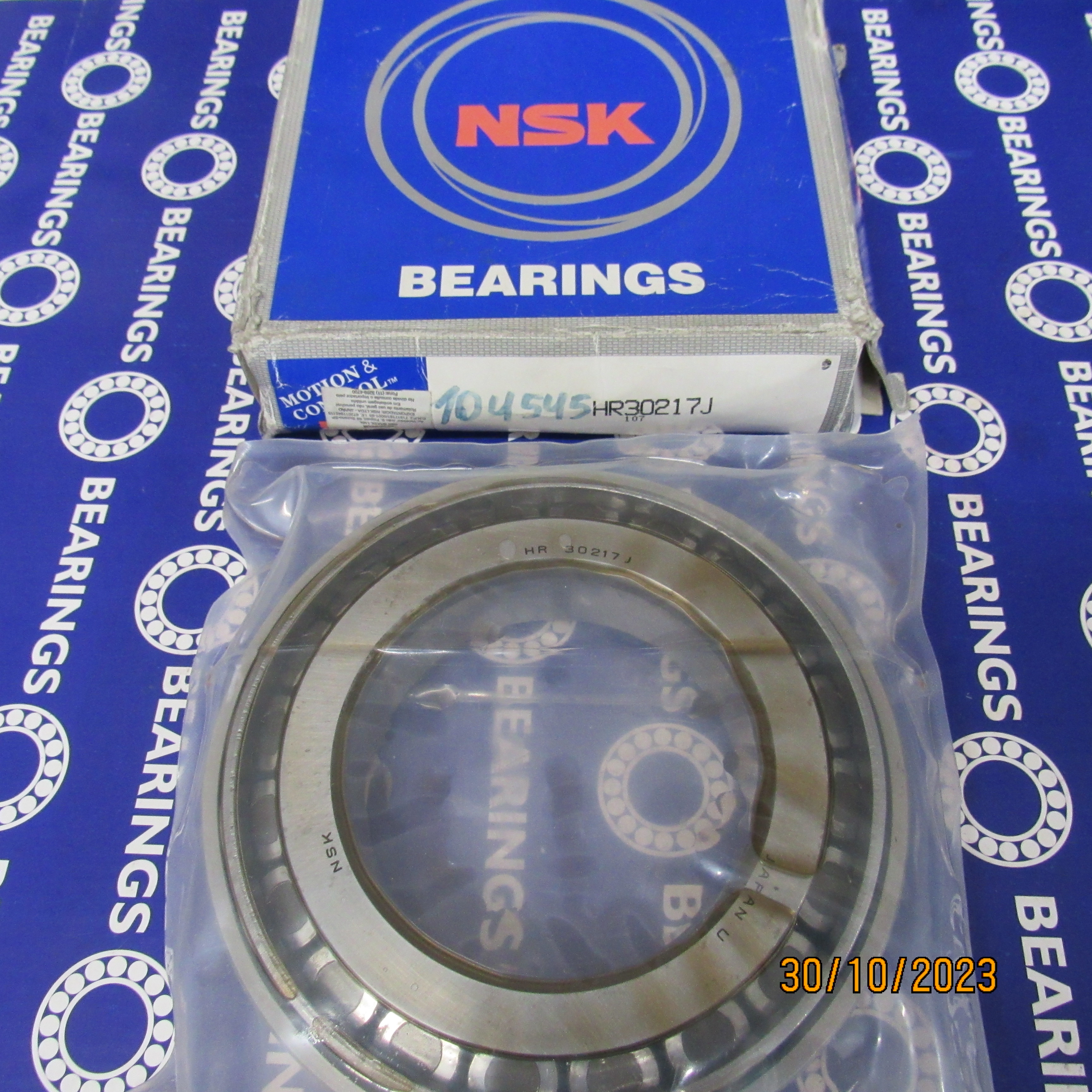30217J NSK ROLAMENTO ROLOS CONICOS INDL 85X150X30.50 — imagem 2