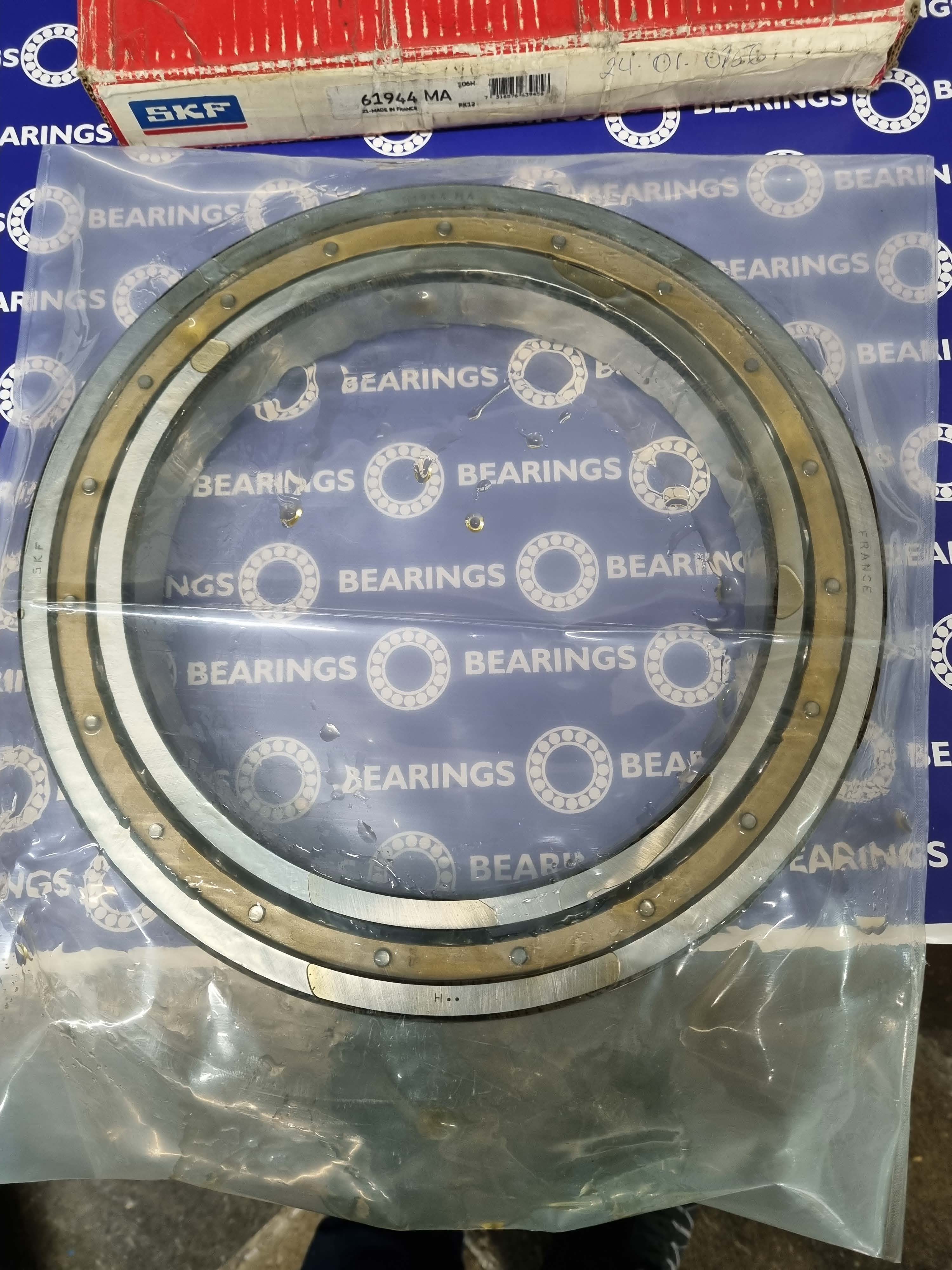 61944MA  SKF ROLAMENTO FX ESF 220X300X38